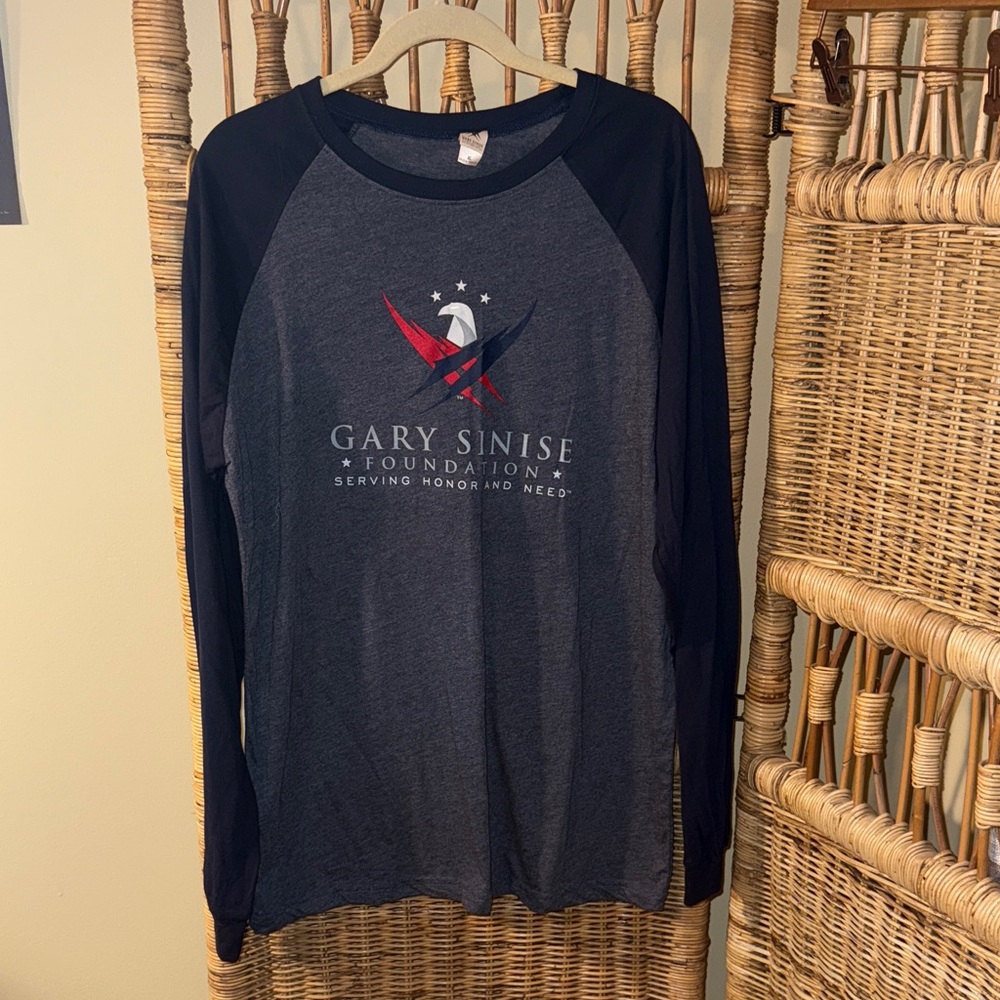 Gary Sinise Foundation Men's Black and Gray Raglan Shirt NWOT